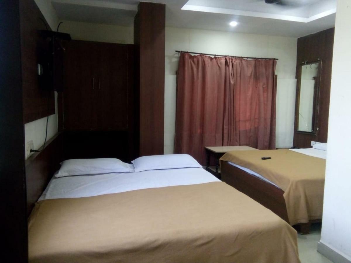 Hotel Dewans Residency Майсуру Екстер'єр фото